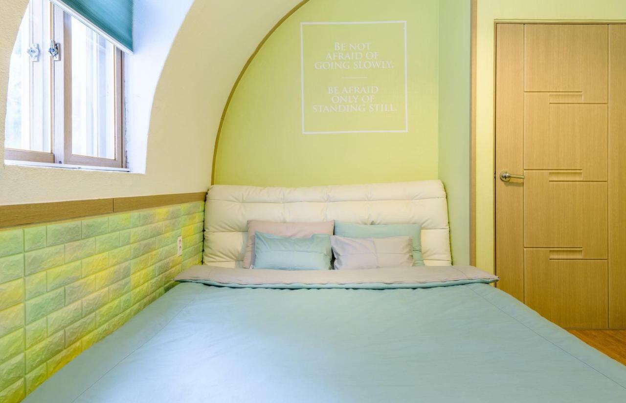 Domgrami Pension ซอกวีโพ ภายนอก รูปภาพ